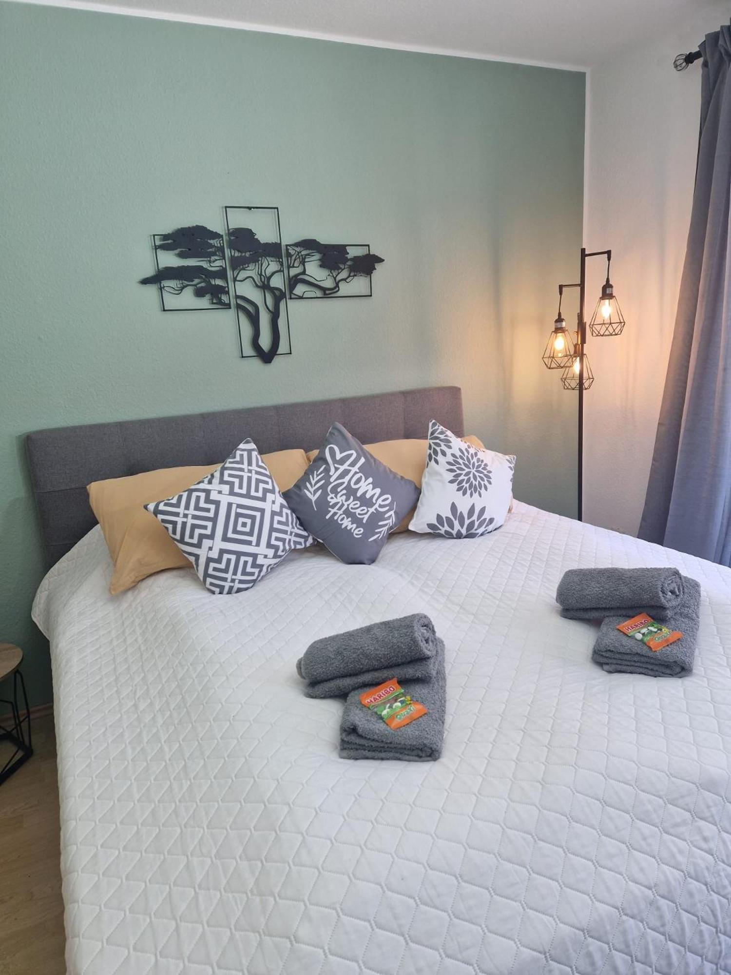 Dehome - Enjoy - Stay By Central Station Koblenz  Exteriör bild